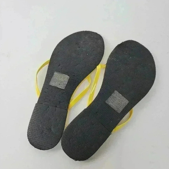 Sunshine Yellow Thong Flip Flop Sandals - 7/8 - Picture 3 of 5